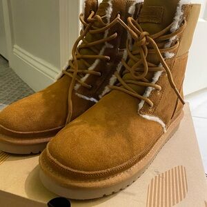 Koolaburra Women's Brown Winter Boots